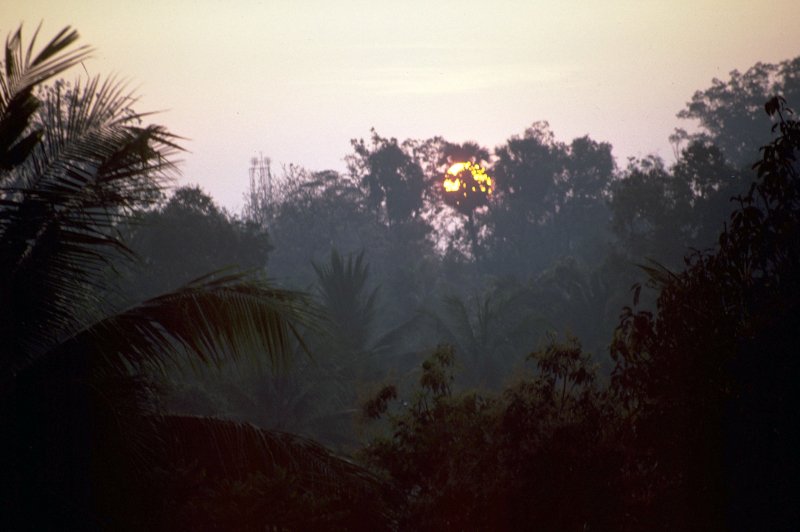 cambodia-phnom-penh-sunrise