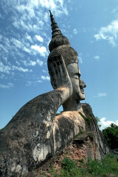 laos-reclining-buddha