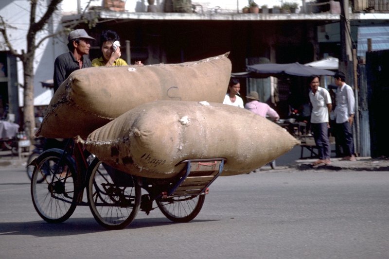 vietnam-saigon-market-4