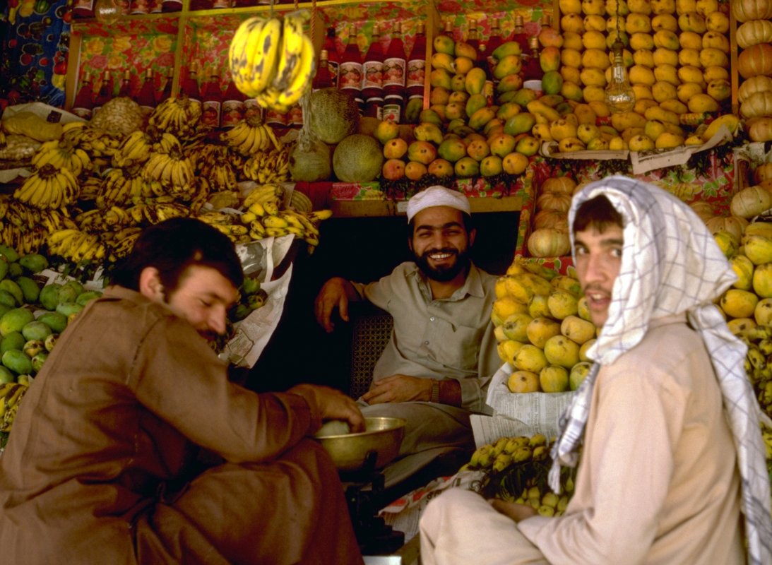 Pakistan Peshawar Fruit Stall